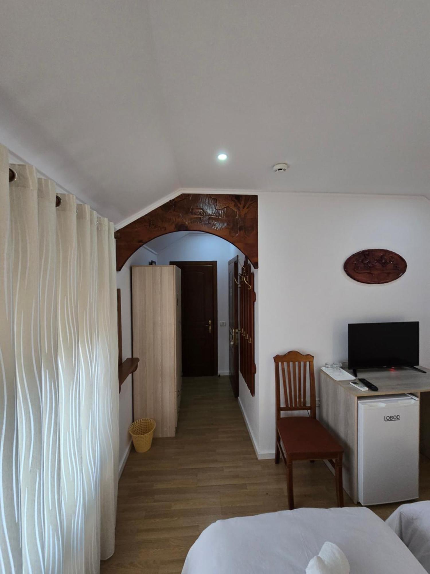 Vila Korani Tirana Exterior photo